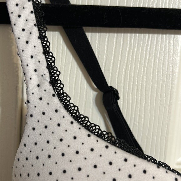 VICTORIA'S SECRET Body by Victoria Perfect Coverage 32DD White Black Polka Dot - Picture 3 of 8